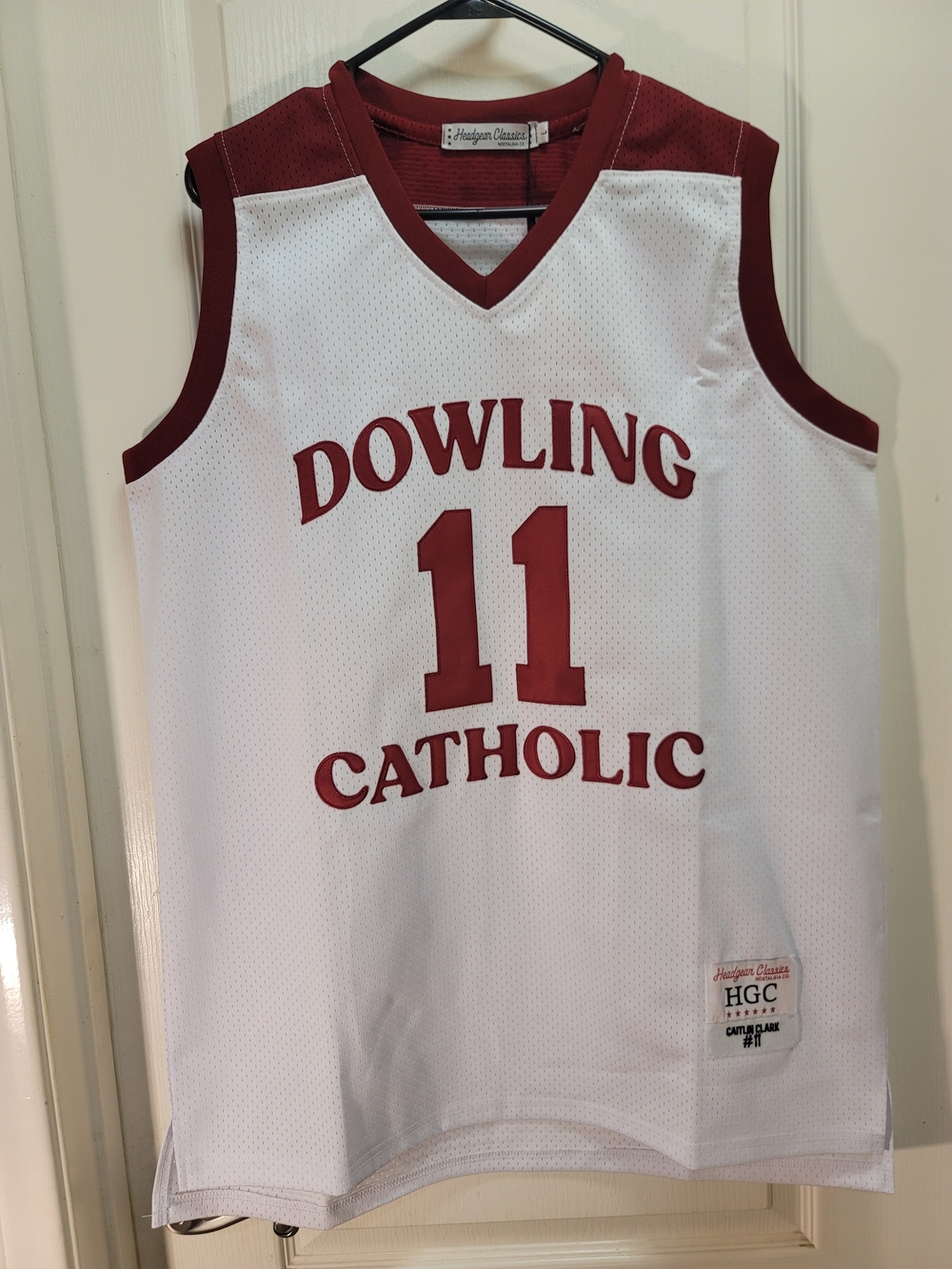 Caitlin Clark Dowling Catholic #11 Basketball Jersey - Large - NWT